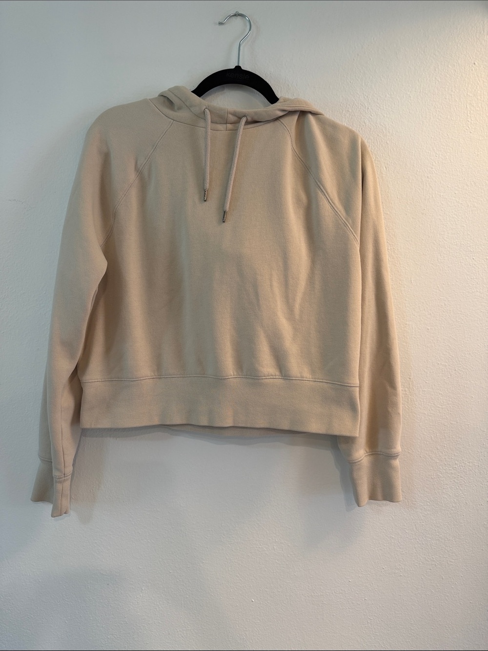 Universal Thread Cropped Cream Hoodie Sweatshirt
